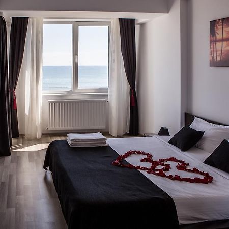 Oasis By The Sea - Summerland Apartment Мамая Екстериор снимка