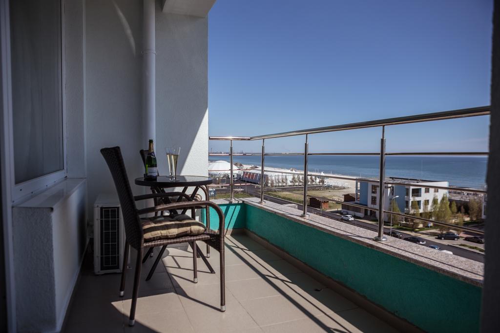 Oasis By The Sea - Summerland Apartment Мамая Екстериор снимка