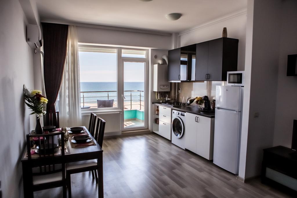 Oasis By The Sea - Summerland Apartment Мамая Екстериор снимка